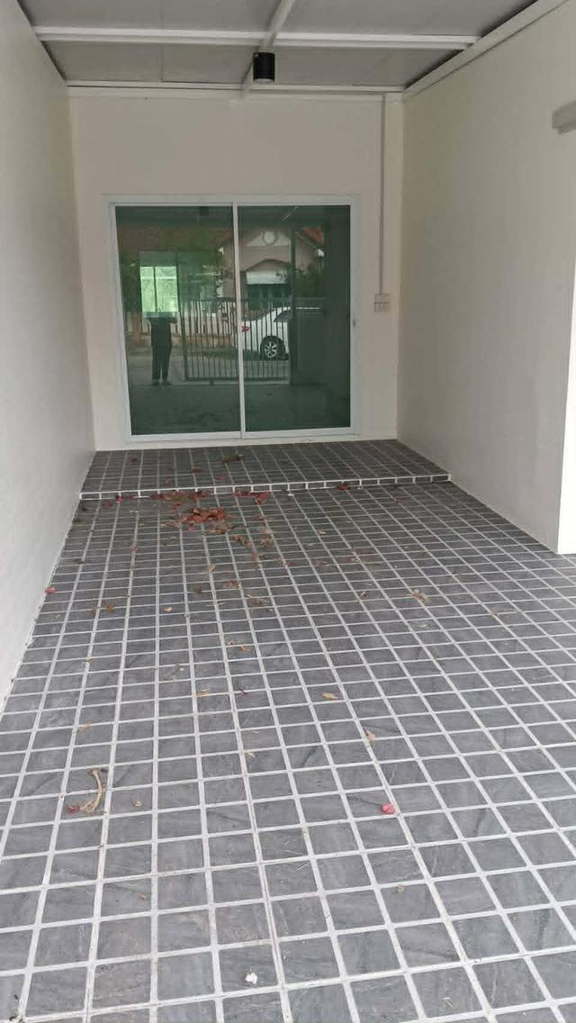 บ้านแฝด 1 ชั้น (หมู่บ้านทองสถิตย์ องครักษ์) 2