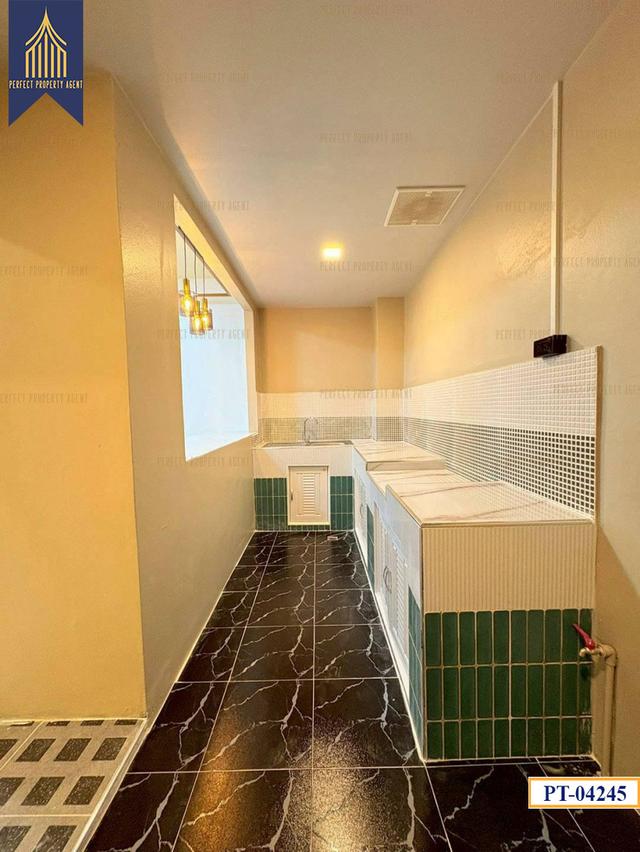 ทาวน์เฮาส์ลภาวัน8 บางบัวทองตกแต่งใหม่พร้อมอยู่ ราคาย่อมเยาว์ 7