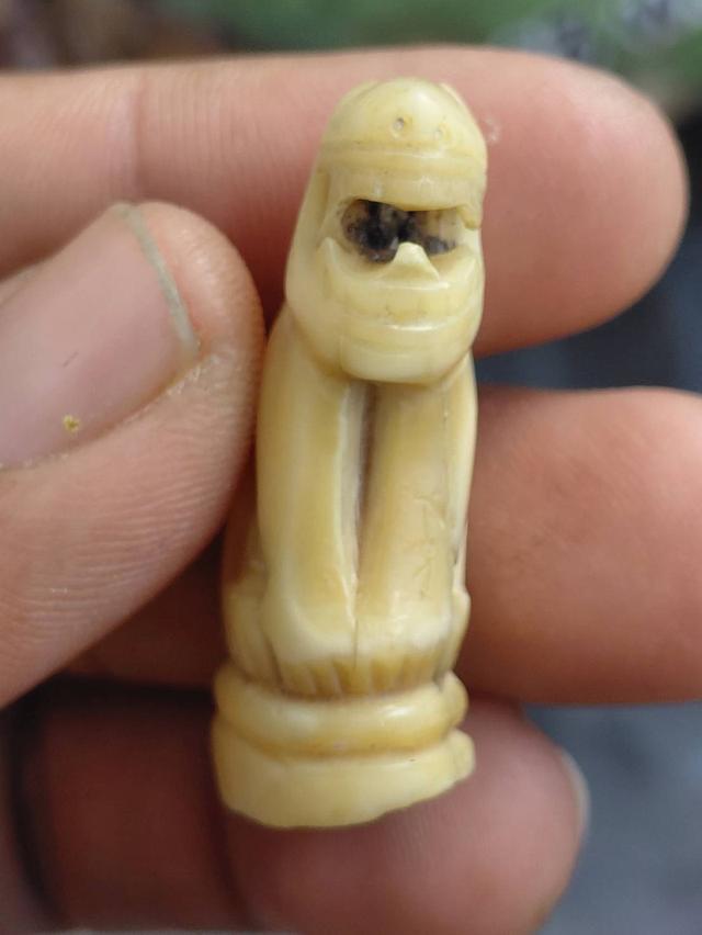 เขี้ยวเสือแกะ (เลี่ยมกรอบ) รูปที่ 3