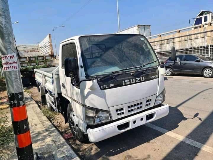 ขายราคาถูก Isuzu รถบรรทุก 6 ล้อ ปี 2555  4