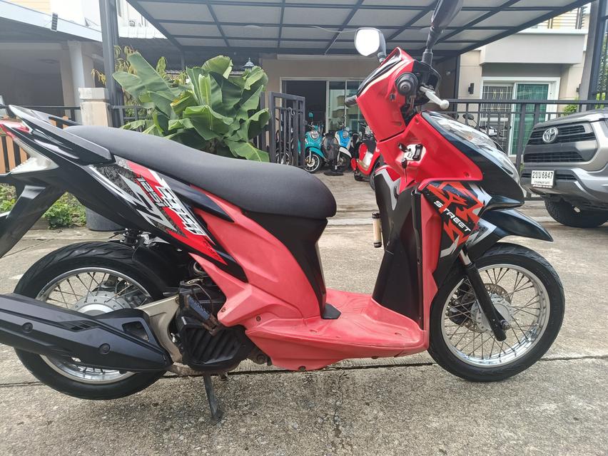 Click 125i 10