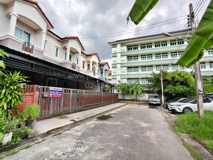 หมู่บ้านเคซี 6 ใกล้โรงเรียนวัดพระยาสุเรนทร์ ถนนพระยาสุเรนทร์ แขวงสามวาตะวันตก เขตคลองสามวา กรุงเทพมหานคร 2