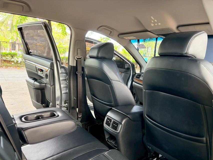 Honda CR-V 2.4EL 4WD ปี 2019 เพียง539,000บาท 7ที่นั่ง มือเดียว ท็อป ขับสี่  เบาะไฟฟ้าคู่หน้า ประตูท้ายไฟฟ้า แผนที่ กล้องถอย ไมล์165xxx สวยพร้อมใช้  เค รูปที่ 16
