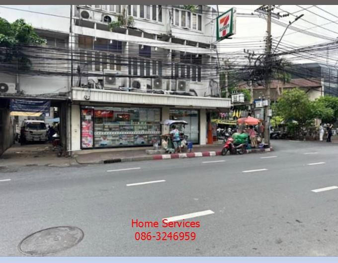 ให้เช่าพื้นที่ร้านค้าสไตล์วินเทจ ถ.นเรศ บางรัก มี 31,32,96 ตรม. อยู่ชั้น 1 เหมาะสำหรับ ร้านอาหาร (มีดนตรี), ร้านค้า     4
