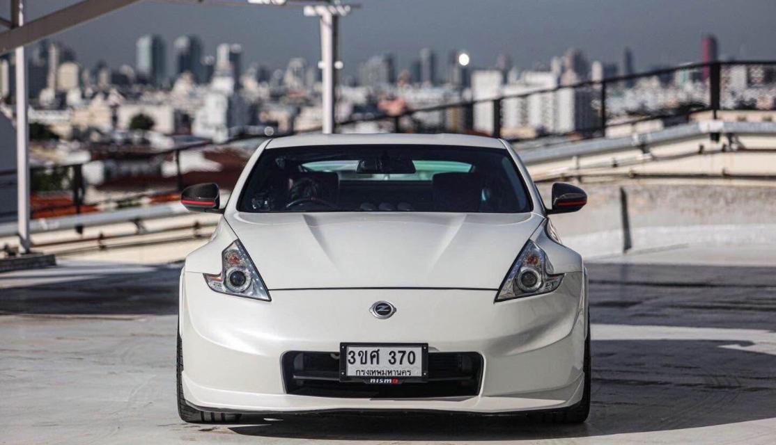 Nissan 370 Z สำหรับขายเท่านั้น 4