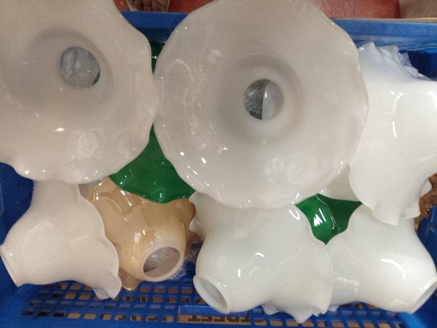 โคมไฟเก่าเก็บโละสต็อก