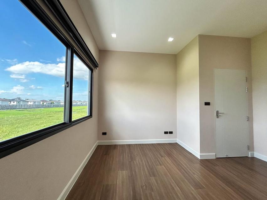 Single House for Sale, Venue Id Motorway Rama 9 9