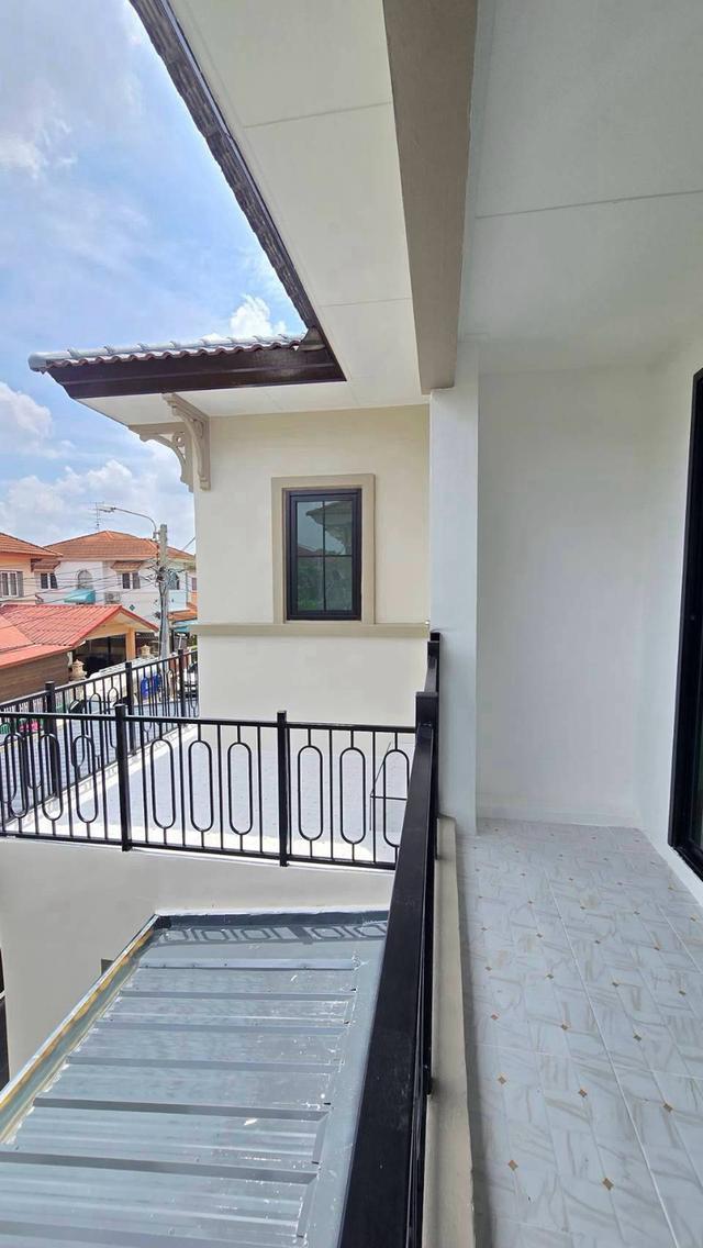 หมู่บ้านชัยพฤกษ์ ถนนวัดลาดปลาดุกบ้านเดี่ยว 2 ชั้น  ตกแต่งใหม่ ซอยวัดลาดปลาดุก มีพื้นที่เยอะ  ราคาจับต้องได้ 17