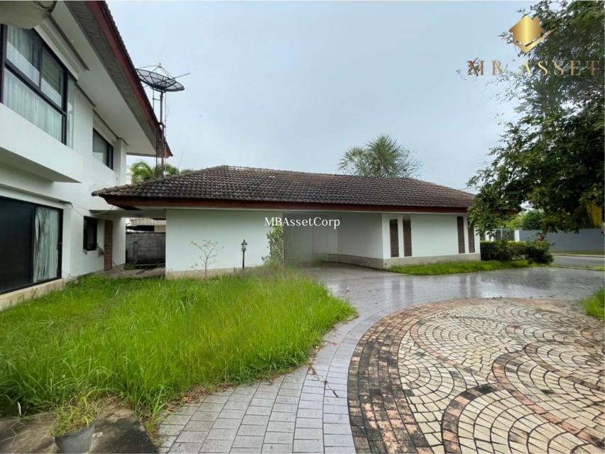 ขายบ้านเดี่ยว 2 ชั้น หมู่บ้านปัญญารีสอร์ท สไตล์ contemporary ริมถนนสุขุมวิท ใกล้ตลาดหนองมน บางพระ มอเตอร์เวย์ ชลบุรี 3