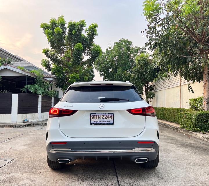 รหัสรถ AP2244 Benz GLA200 AMG ปี 2022 สีขาว 8