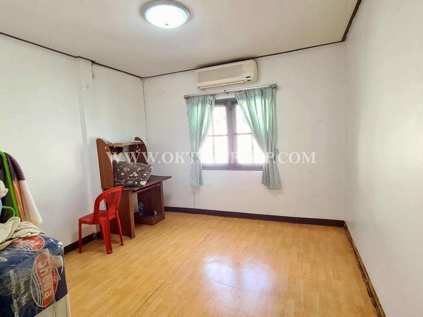 ทาวน์เฮ้าส์ หมู่บ้านสุชา บางบัวทอง ใกล้กับรถไฟฟ้าสายสีม่วง นนทบุรี 13