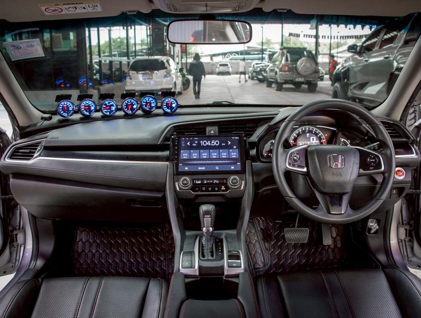 HONDA CIVIC FC 1.8 E i-VTEC ปี2021 7