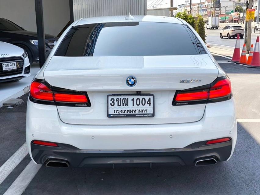 รหัสรถ KPV1004 2022 BMW 530e 2.0 M SPORT 17