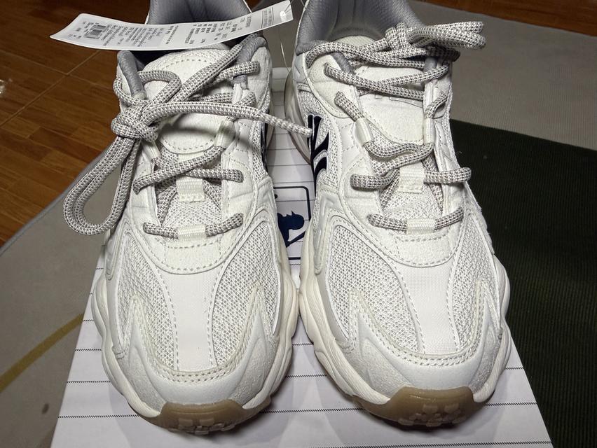 ￼MLB รองเท้าผ้าใบ ยูนิเซ็กส์ Cargo Chunky Sd (Suede) รุ่น 3ASHC055N 50IVS สีขาวงาช้าง รูปที่ 5