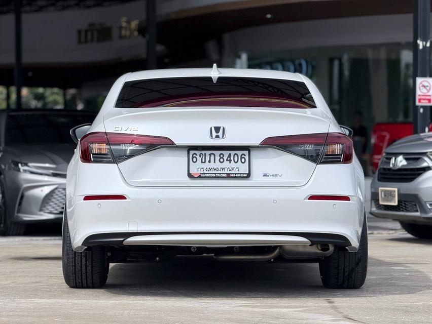 2025 HONDA CIVIC, 2.0 e:HEV EL+โฉม FE ปี21-ปัจจุบัน สีขาว รูปที่ 3