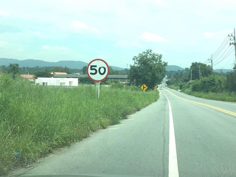 ขายที่ดินหนองขาม ศรีราชา ชลบุรี เนื้อที่ 37ไร่ ติดถนนดำใกล้อ่างเก็บน้ำหนองค้อ ที่ดินหน้ากว้าง 200เมตร เหมาะพัฒนาอสังหาฯ โกดัง คลังสินค้าทำเลดี 2