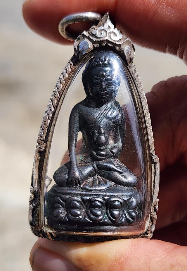 พระกริ่งเฉลิมพล วัดช้างให้ ปี05