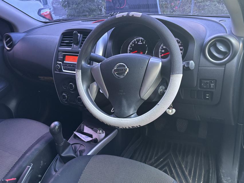 Nissan almera 2016 รุ่นE/5MT เกียร์ธรรมดา เลขไมล์น้อย ไม่เคยอุบัติเหตุหนัก เข้าเช็คที่ศูนย์ตลอด รูปที่ 2