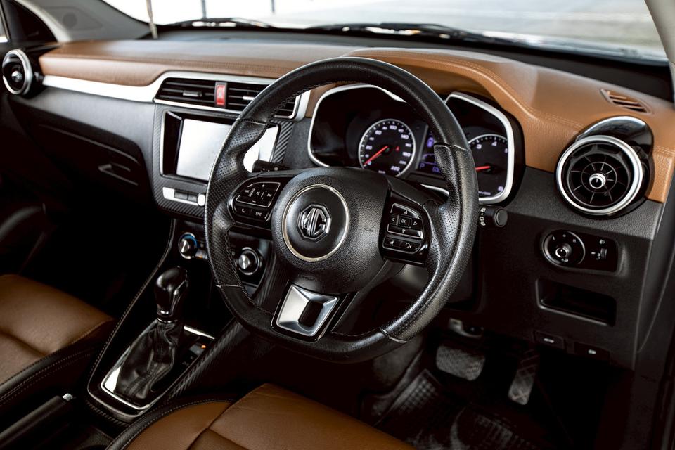 MG ZS 1.5 D ปี 2019 สีขาว มือเดียวป้ายแดง  14