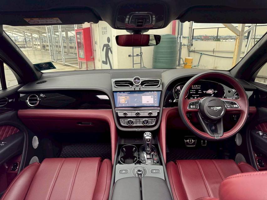 Bentley Bentayga 2022 รถหรูสภาพป้ายแดง แต่ถุกว่าถึง 3ล้านกว่าบาทเลย 8