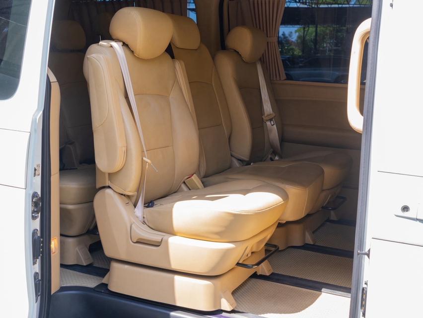 HYUNDAI H-1 2.5 ELITE NS ปี 2023 มือสอง รูปที่ 9