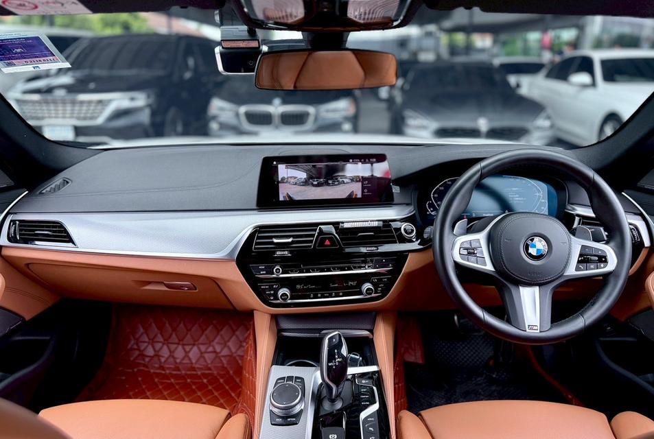 ปี 2020 BMW SERIES 5, 530e 2.0 M SPORT โฉม G30 ปี17-24 LCI สีขาว มือเดียวออกห้าง 17