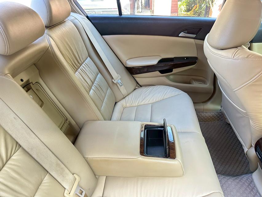 ขายรถบ้านแท้ๆ Honda Accord 2.4 EL ปี 2009 รถปลายปี สภาพนางฟ้า รถบ้านแท้ มือสอง วิ่ง 219,096 กม. พร้อมใช้ ไม่ต้องซ่อม