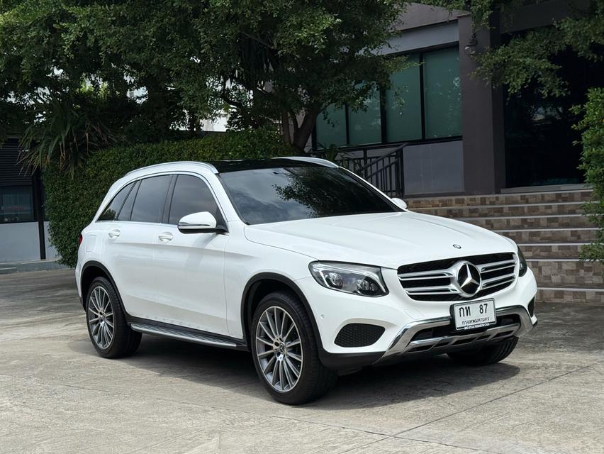 2017 BENZ GLC 250D รถศูนย์ Benz Thailand  รถวิ่งน้อยเพียง 55,000 km รถเข้าศูนย์ตลอด รถไม่เคยมีอุบัติเหตุครับ
