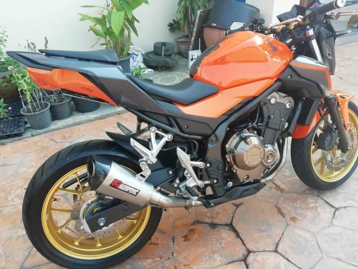 Honda CB500F สีส้ม 4