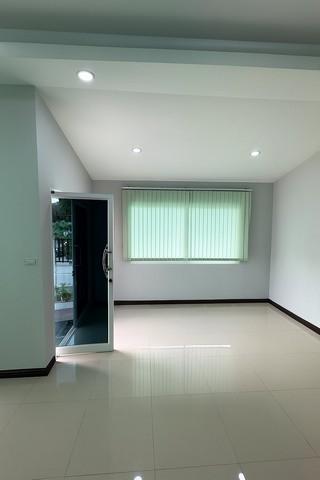 ให้เช่า บ้านขนาด 160 ตรว 6 ห้องนอน 1 ห้องทำงาน 7 ห้องน้ำ พาร์ค วิว วิลล่า (บางนา ตราด กม.6) พาร์ค วิว วิลล่า 5