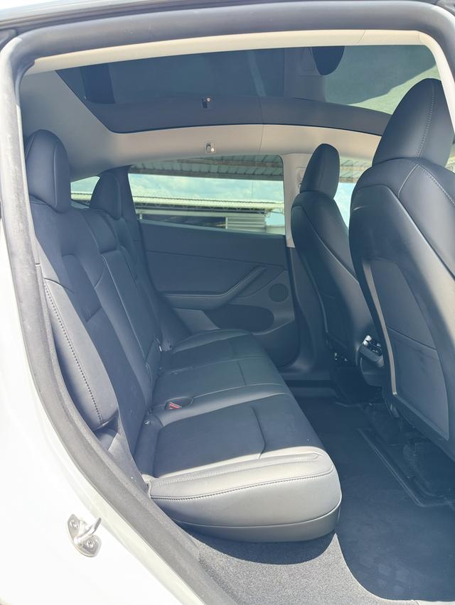 Tesla Model Y Performance ปี 2023ตัวท็อป รูปที่ 16