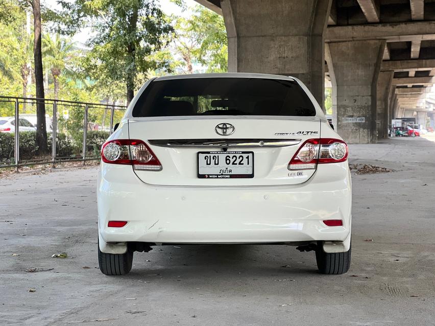 ขายรถ Toyota Altis 1.8E ปี 2014 สีขาว เกียร์ออโต้ 5