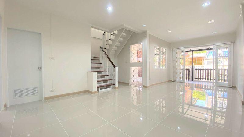 ขาย ทาวน์เฮ้าส์ 2 ชั้น ม.บุศรินทร์ 21.5 ตร.ว. บางบัวทอง นนทบุรี 5