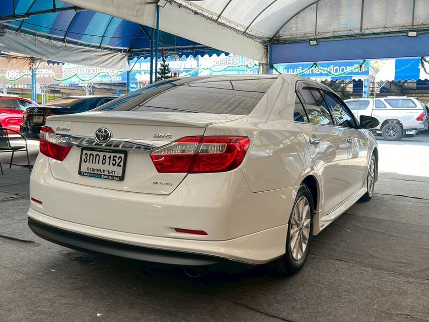รถบ้าน สภาพดี Toyota Camry 2.0G Extremo ภายในสีดำ เกียร์ออโต้ 7