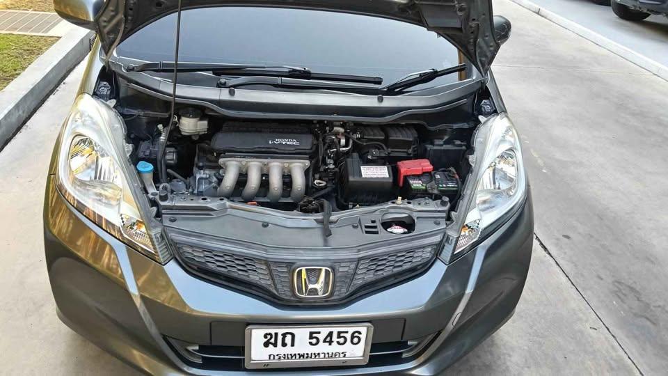 Honda Jazz รถบ้านมือเดียว 9