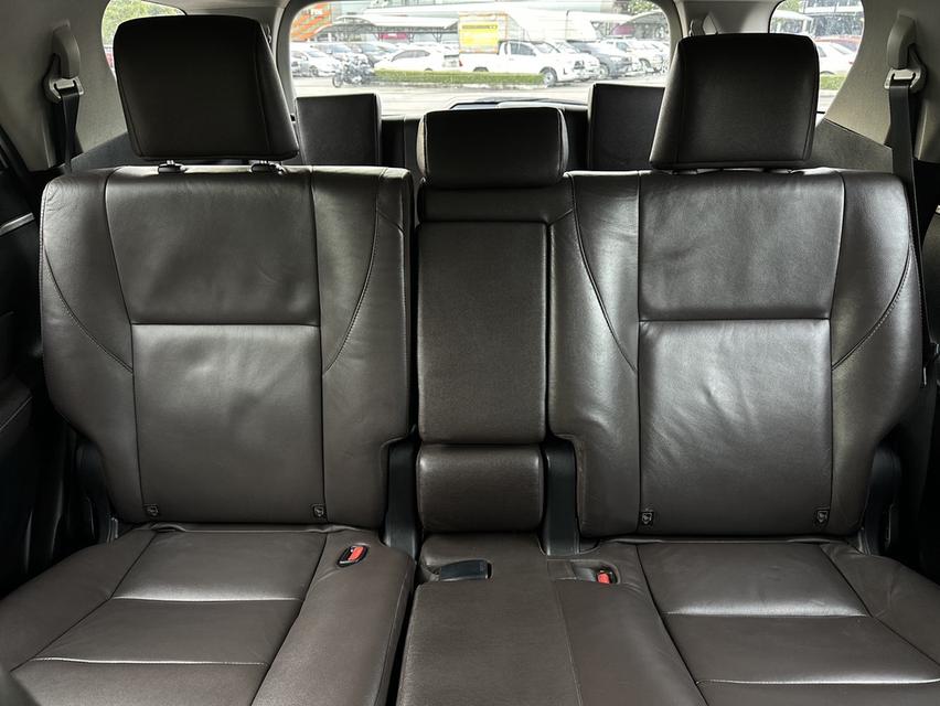 TOYOTA FORTUNER 2.4 V 2WD ปี 2016 16