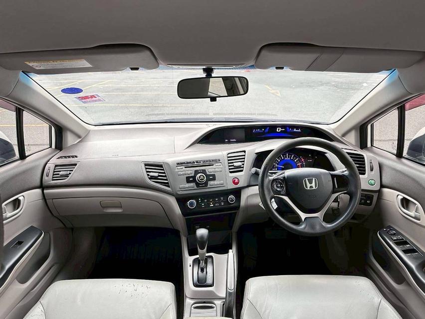 รหัสรถ QT4487 Honda Civic FB 1.8 S เกียร์ Auto สีขาว ปี2013 9