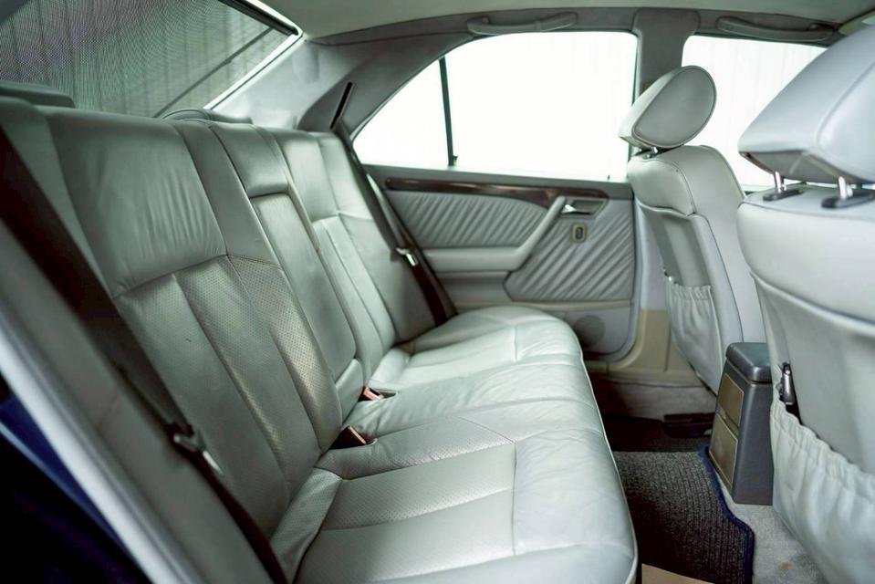 Benz C220 W202 Elegance ปี 1995 รูปที่ 10