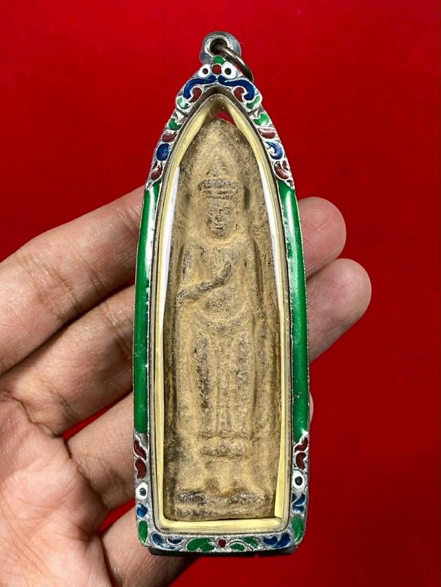 🌻พระร่วง หลังรางปืน พร้อมเลี่ยมกรอบ