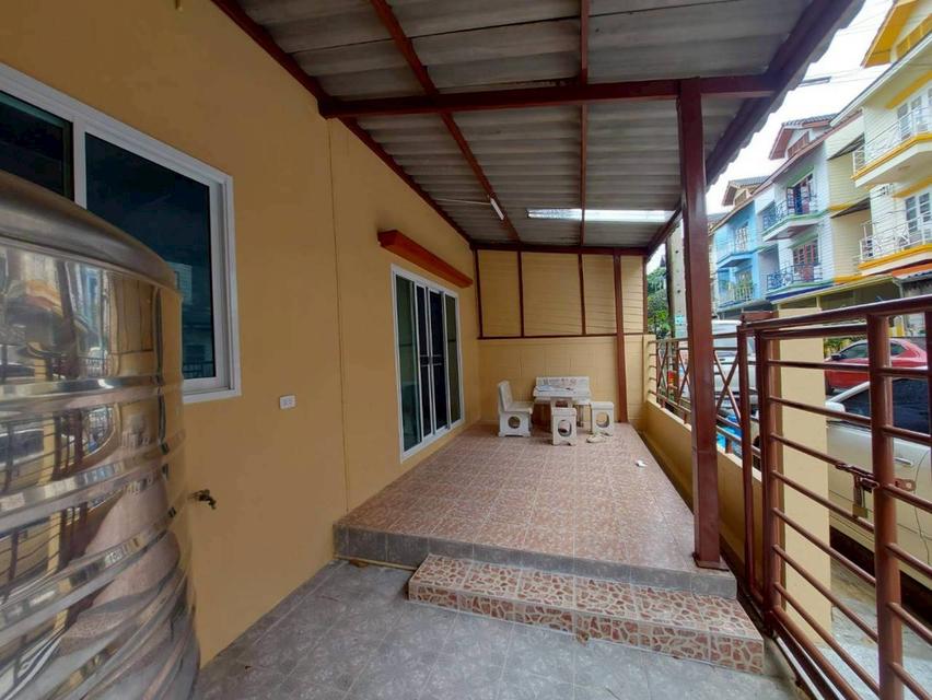 ขายบ้าน 3 ชั้น หมู่บ้านเอื้อประชา ซอยนวลจันทร์ 56 แยก 7 2