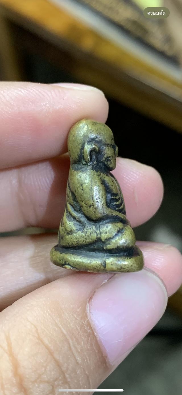 รูปหล่อกลวงพ่อเงิน ไม่รู้พิมพ์ 2