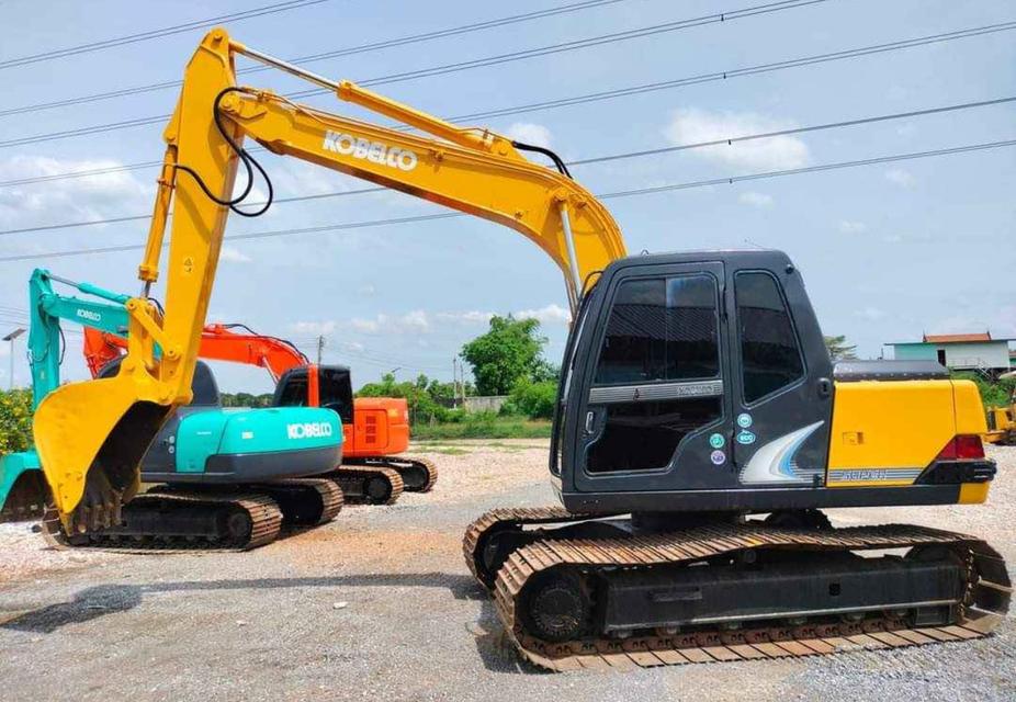 รถแม็คโครนำเข้าจากญี่ปุ่น รุ่น Kobelco