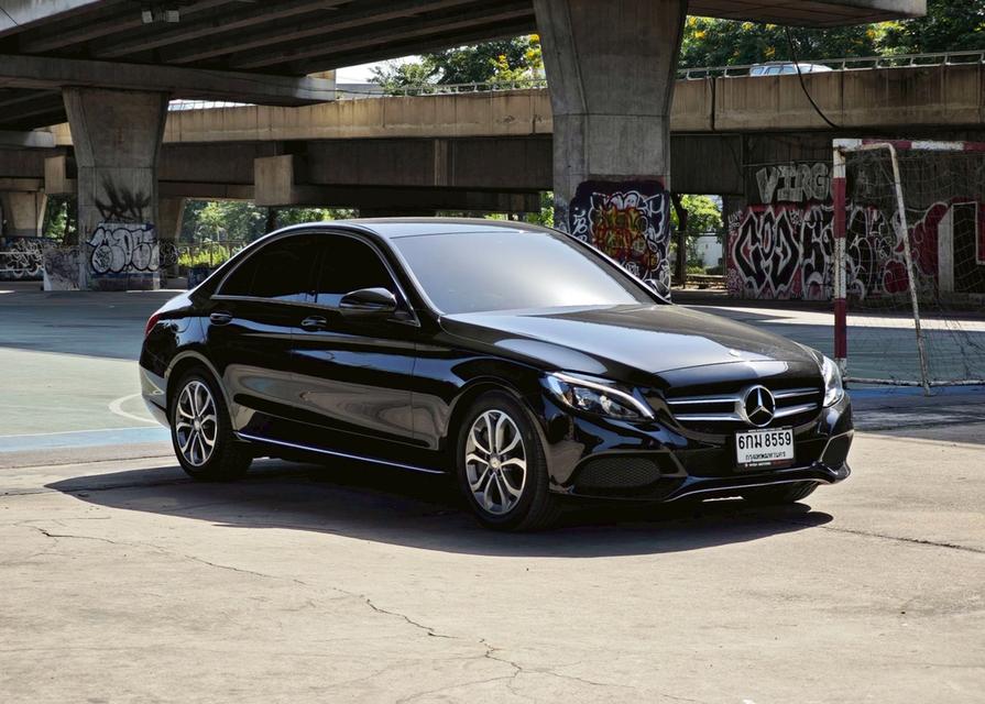 Mercedes Benz C350e W205 avantgarde ปี 2016 จดปี 2017
