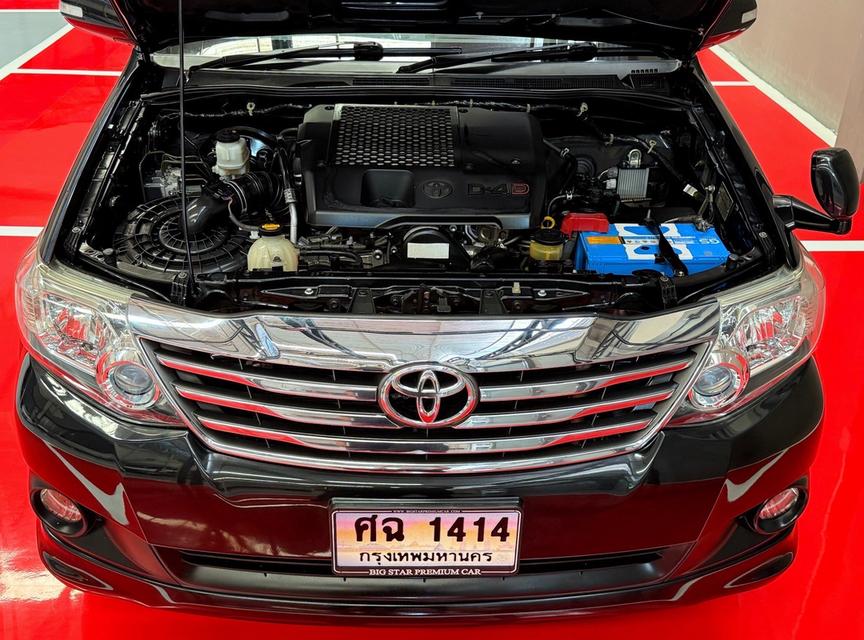 2014 TOYOTA FORTUNER 3.0V รถมือเดียวออกป้ายแดง รถวิ่งน้อย ประวัติศูนย์ครบ ไม่เคยมีอุบัติเหตุครับ 10