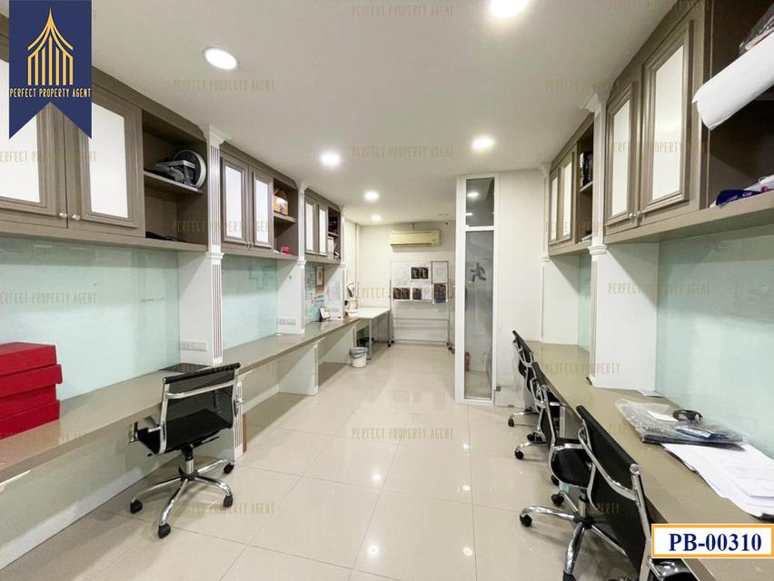 ขาย และ เช่า อาคารสำนักงาน 480 ตร.ม ประเวศ 3