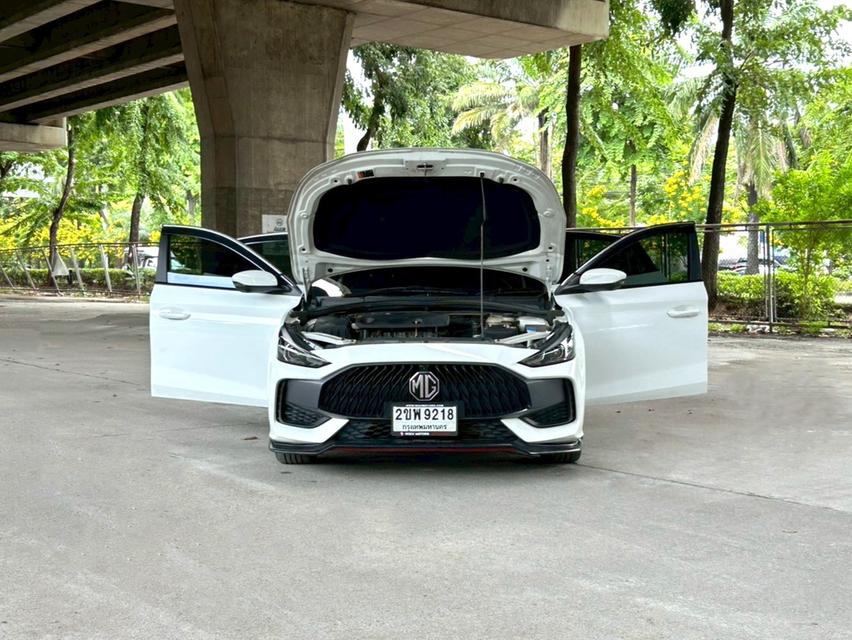 ขายรถ MG5 1.5X Sunroof NEW ปี 2022 สีขาว เกียร์ออโต้ 17