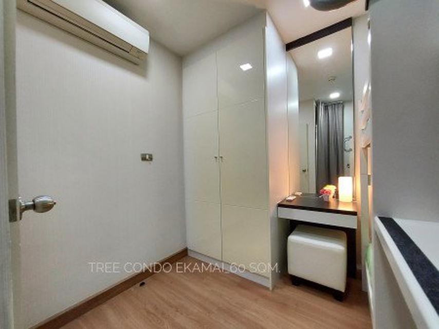 ขาย คอนโด Corner 2 bedrooms near BTS Ekkamai Tree Condo เอกมัย 60 ตรม. very good location and private 3
