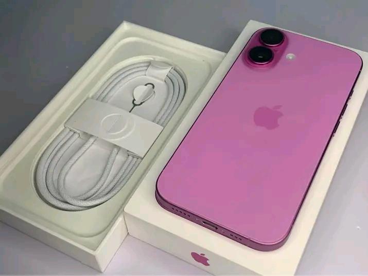 iPhone 16 128GB สี Pink Model ZP 3