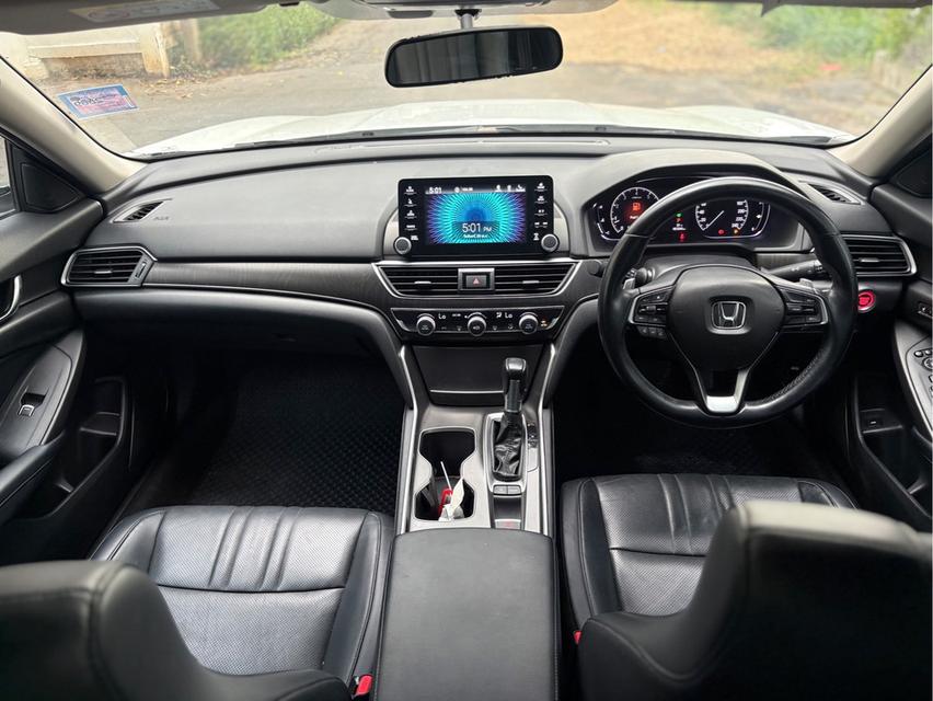 Honda accord  6
