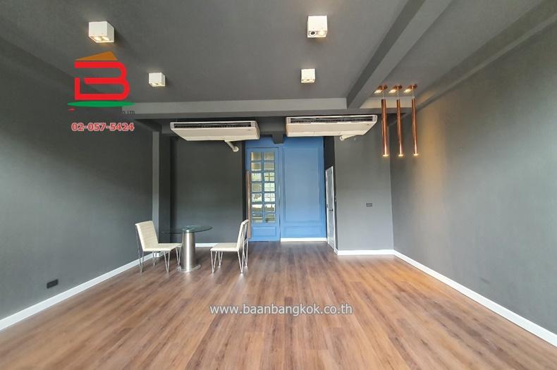 ขาย/เช่า ทาวน์โฮม หมู่บ้าน เวิร์ฟ เพชรเกษม 81 (ซอยเพชรเกษม 81) เนื้อที่ 45.6 ตรว. ถนนเพชรเกษม แขวงหนองค้างพลู เขตหนองแขม กรุงเทพฯ 3